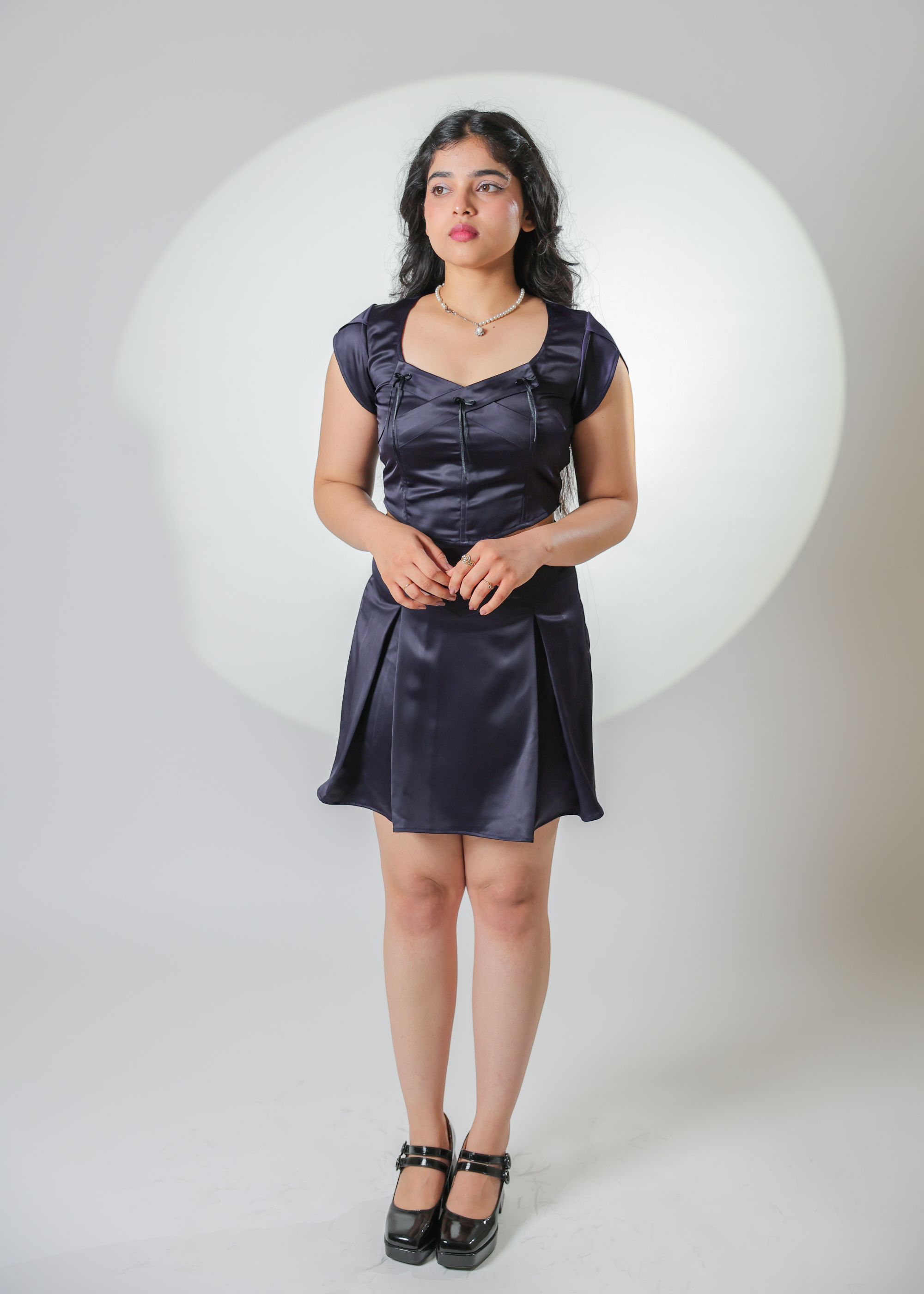 Luna Navy Pleated skirt